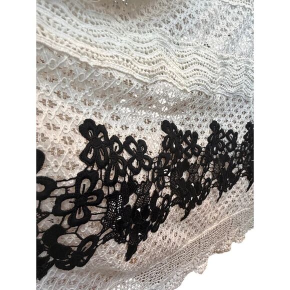 By Anthropologie Whimsigoth Boho Tiered Maxi Dress Contrast Crochet Lace SZ L - Picture 3 of 16